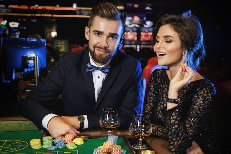 Berbagai variasi Teen Patti tersedia di meja live bosgambir